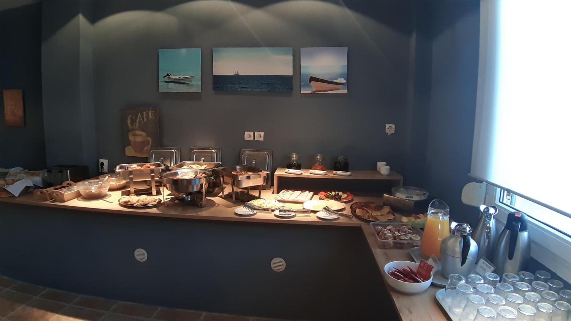 Ydna Family Hotel Apartments ポッシディ エクステリア 写真